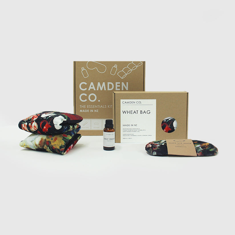 Essentials Kit Gift Set in Flowerbomb