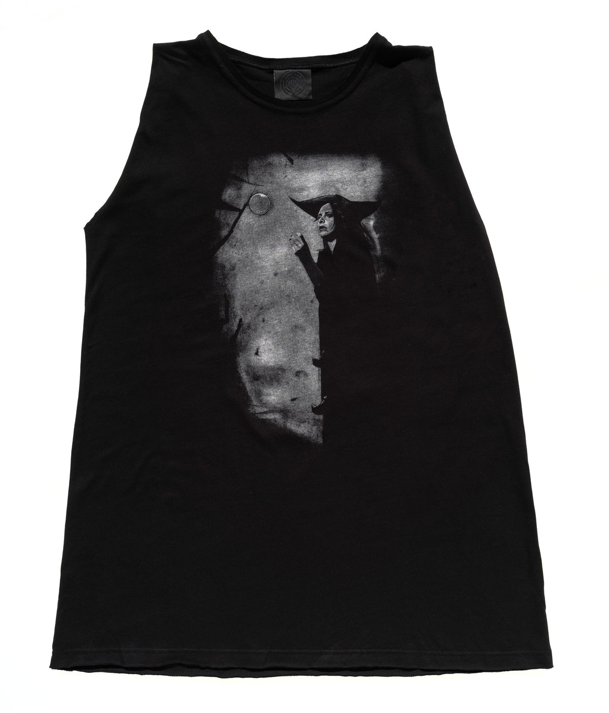 Jason Greig "An orbital thought" NOM*d Iconic Tank